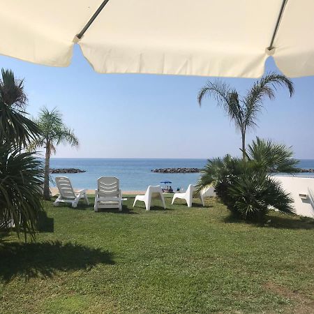 Villa A Diamante Sulla Spiaggia Belvedere Marittimo Exteriör bild