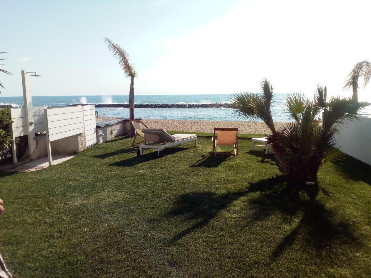 Villa A Diamante Sulla Spiaggia Belvedere Marittimo Exteriör bild